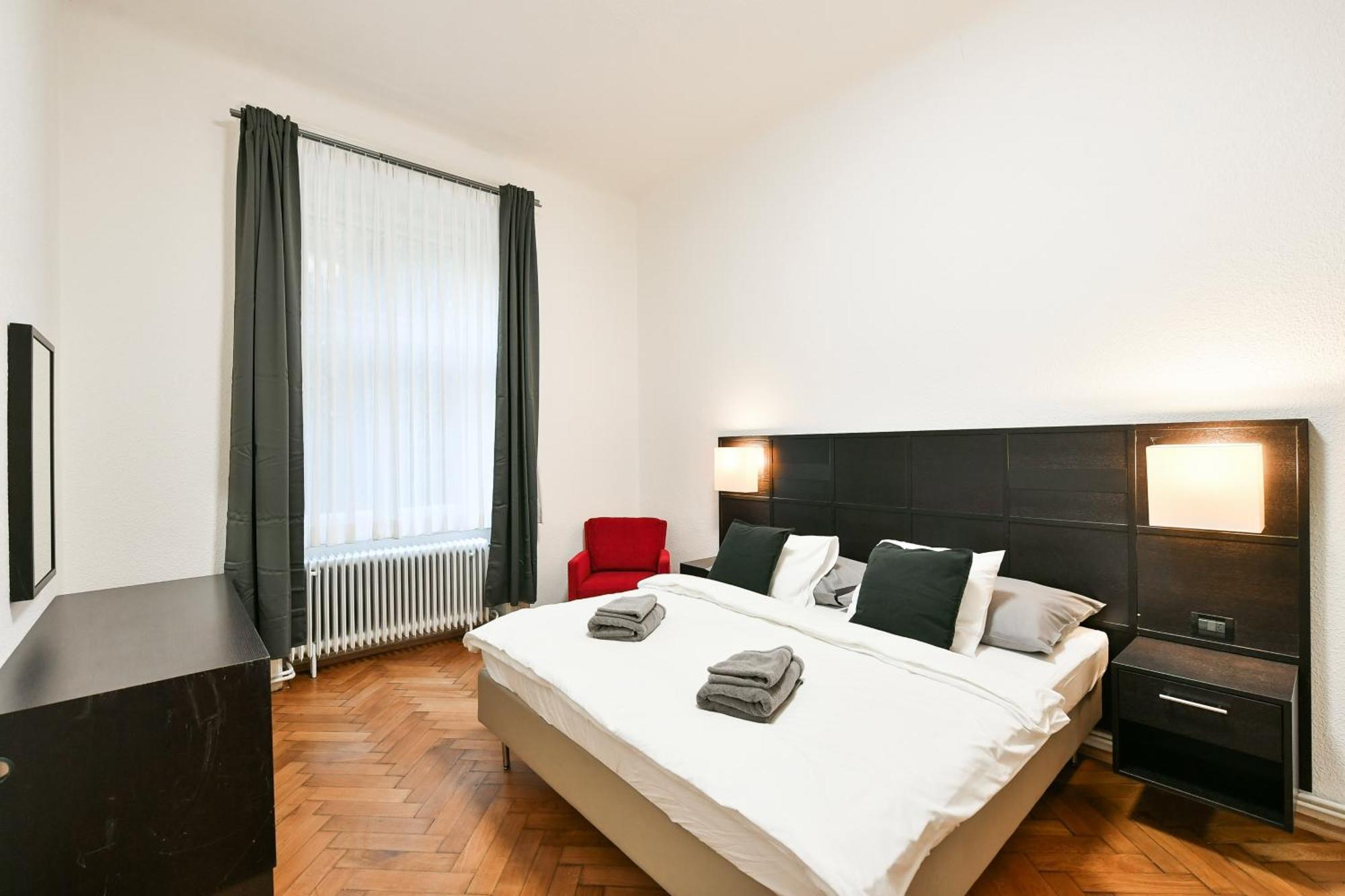 Wsp Petrin Garden Apartments Praga Exterior foto
