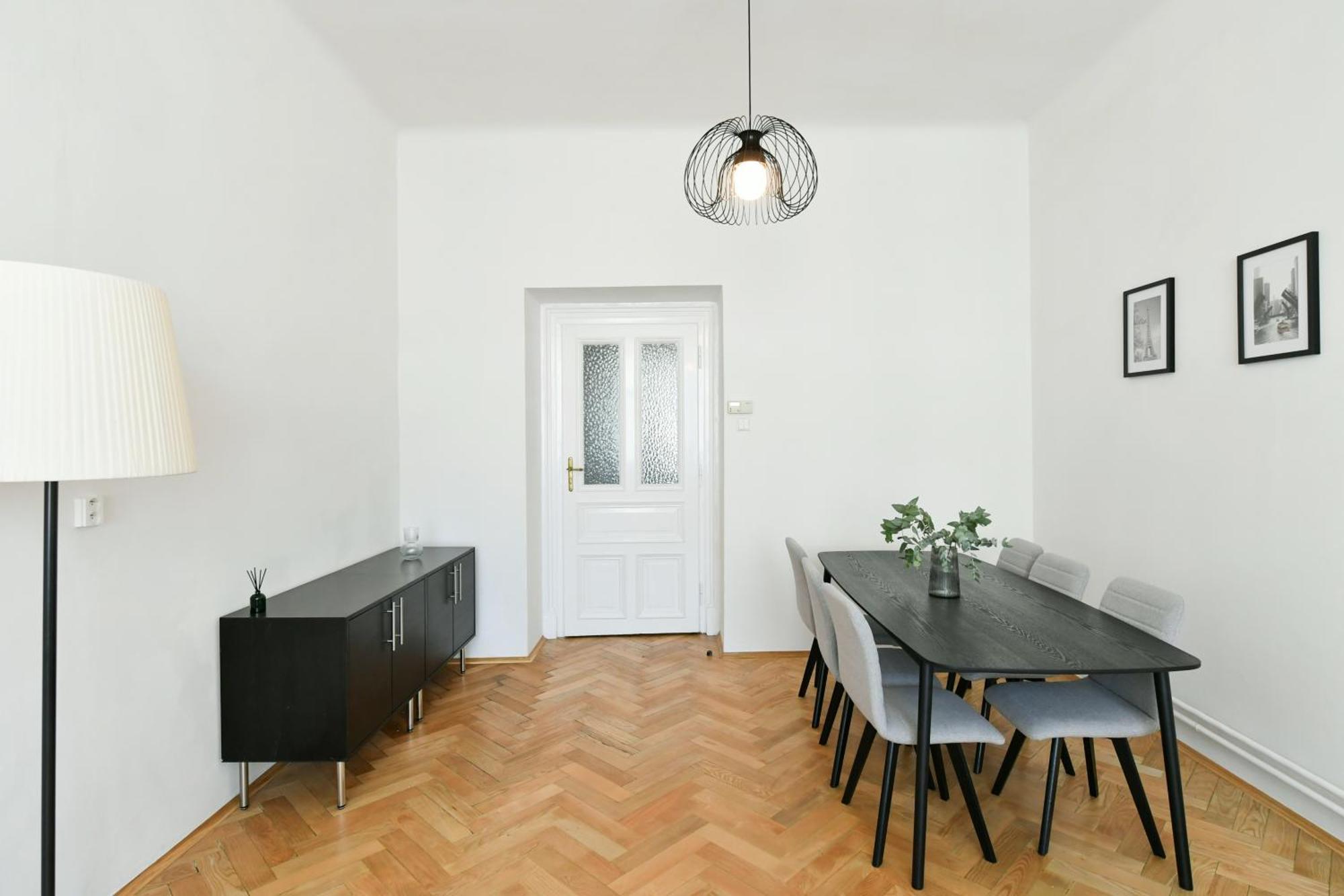 Wsp Petrin Garden Apartments Praga Exterior foto