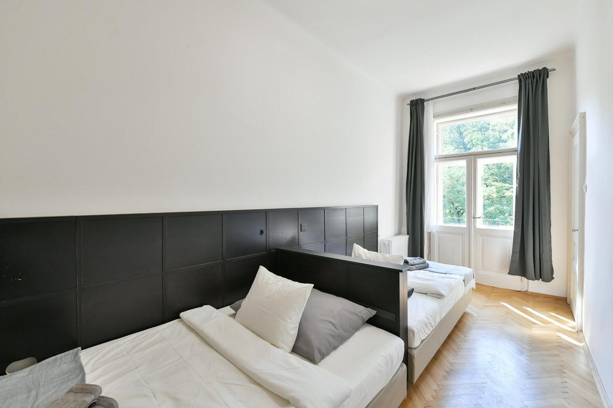 Wsp Petrin Garden Apartments Praga Exterior foto